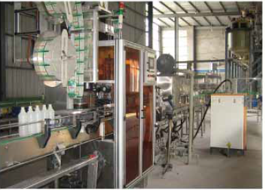 دستگاه برچسب آستین جمع کننده ضد آب و ضد زنگ برای بطری های PVC و PET