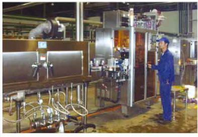 دستگاه برچسب آستین جمع کننده ضد آب و ضد زنگ برای بطری های PVC و PET