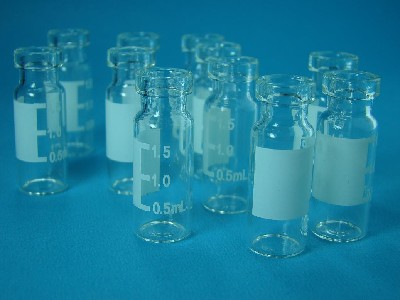 دستگاه برچسب زدن برچسب بطری دور خود چسب شربت 2000 X 1100 X 1300 میلی متر