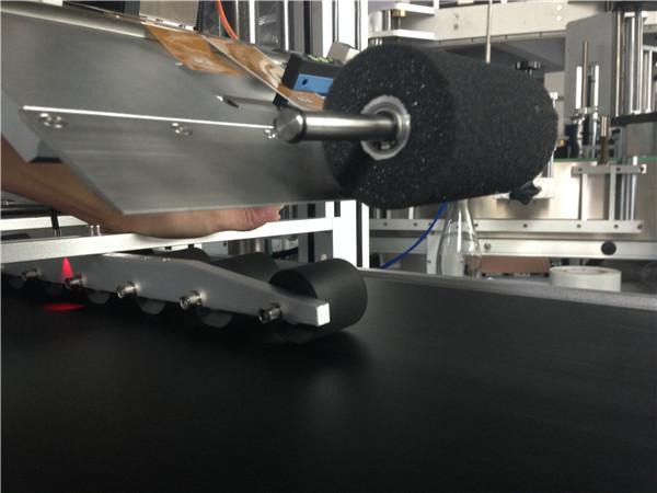 دستگاه برچسب زدن خود چسب برای برچسب / کارت / کیسه آویز 200 کیلوگرم