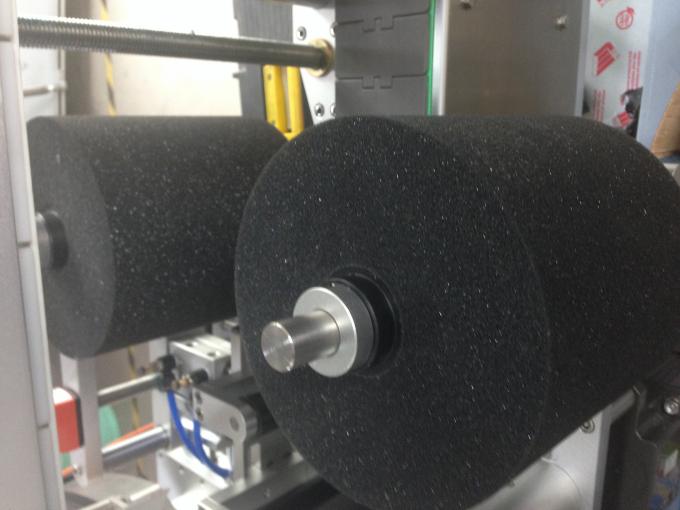 دستگاه برچسب زنی بطری موتور سرور برای بطری گرد / تخت / مربع