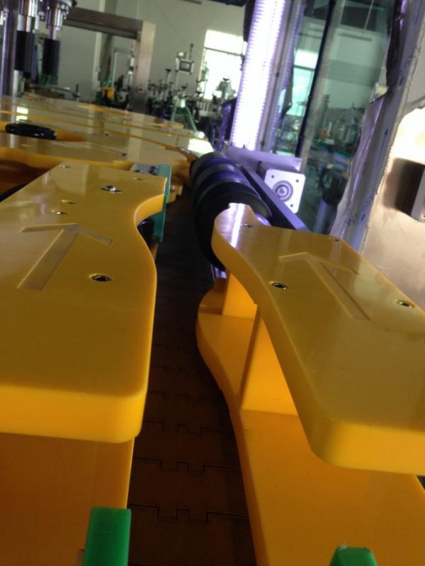 دستگاه برچسب زدن بطری شراب / آبجو با تولید بالا ، برچسب بطری گرد