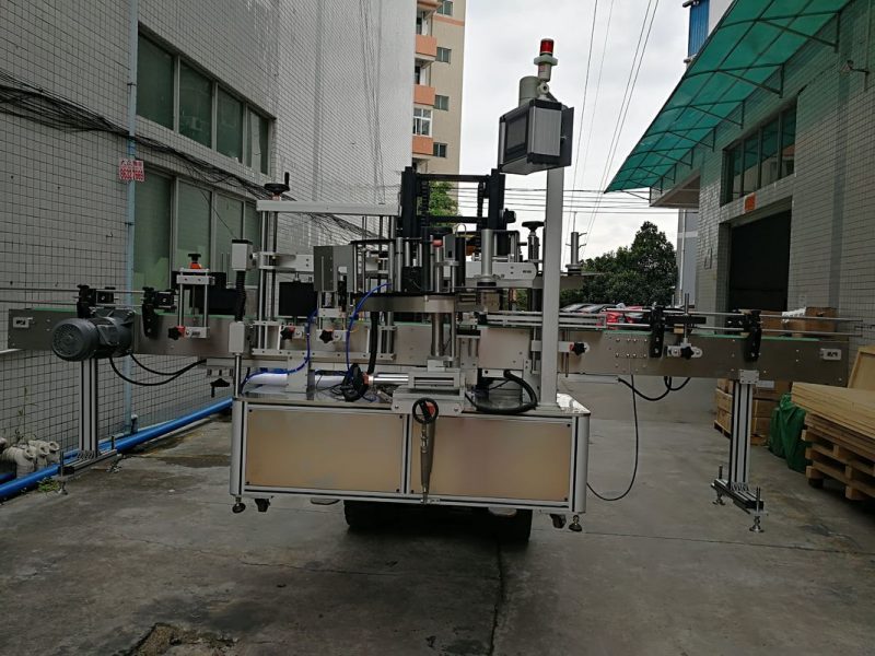 چین برچسب اتوماتیک برچسب دو طرف دستگاه برچسب ساز برای شیشه پلاستیک تامین کننده